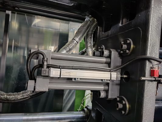 160 एमपीए प्लास्टिक इंजेक्शन मोल्डिंग मशीन