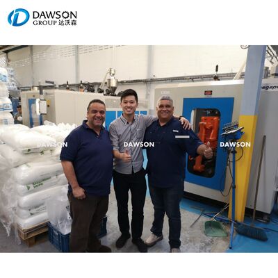 पानी की खपत 80 एलएमआईएन एक्सट्रूज़न ब्लो मोल्डिंग मशीन मोल्ड प्लेट आकार 320 एमएम 0-5L तेल की बोतल निर्माण के लिए आदर्श