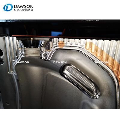 पानी की खपत 80 एलएमआईएन एक्सट्रूज़न ब्लो मोल्डिंग मशीन मोल्ड प्लेट आकार 320 एमएम 0-5L तेल की बोतल निर्माण के लिए आदर्श